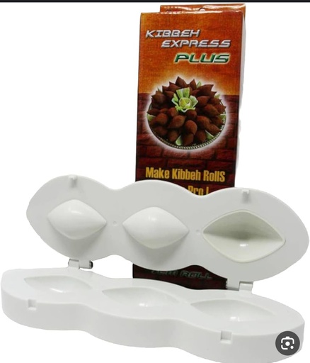 [as 030] NANA KIBBEH PREPARING MOLDS